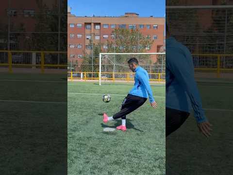LA TÉCNICA PERFECTA DE LA RABONA PARA MARCAR GOLAZOS thumbnail