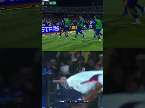 ¡Ojito a la reacción de Huiqui tras el gol de Pumas! #shorts thumbnail