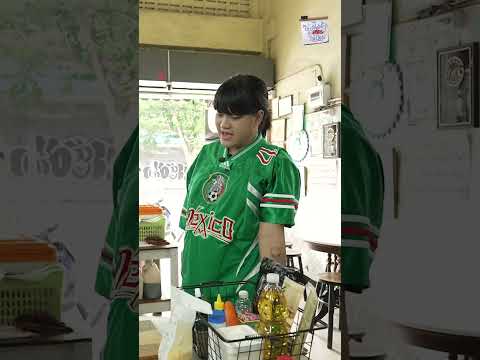 หุงข้าวแบบไหนก็เลิศ ไม่เสียชื่อเจ้าของร้านข้าวมันไก่ 100 ปี #Shorts #อร่อยไม่ซ้ำจำสูตรไม่ได้ thumbnail