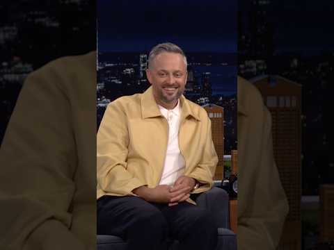 #NateBargatze and Jimmy don’t understand why their daughters use so many towels 🤣 #FallonTonight thumbnail