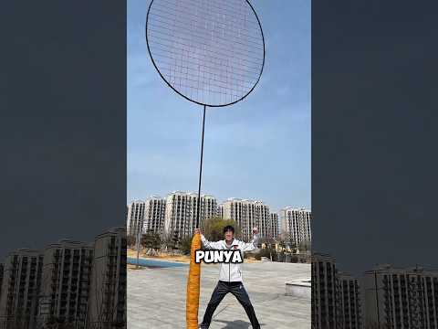 Cowo ini punya raket super duper segede gaban? thumbnail