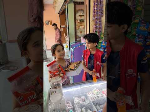bachhi ke birthday par cake or choco pie di??? #shorts #emotiona #youtubeshorts #short thumbnail