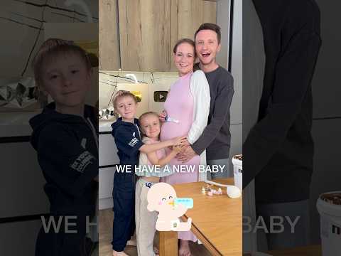 There will soon be a baby in our family 🤰🏼👩🏼‍🍼 filaretiki family #shorts #pregnancy thumbnail