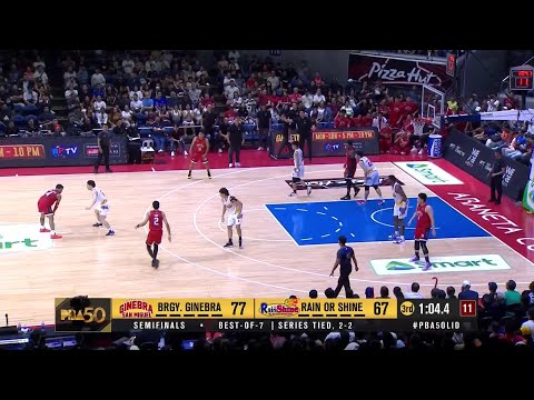 Brownlee WITH A SMOOTH FADEAWAY JUMPER for Brgy. Ginebra | PBA Season 50 Commissioner’s Cup thumbnail