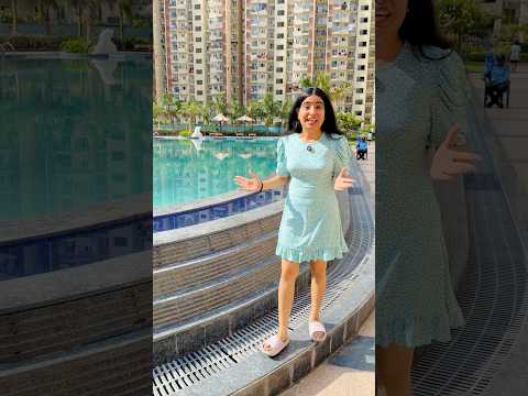 Itna bada swimming pool 😍🐬🏖️ Subscribe @DushyVlogs  #priyalkukreja #shorts #ytshorts thumbnail