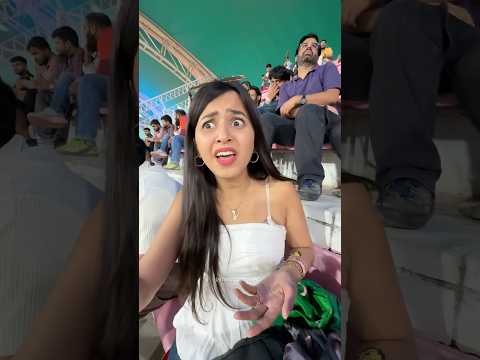 Dumb Girl in Stadium 🤣 #dumbgirl #stadiumvibes #ipl2026 #viratkohli #jagritipahwa #matchfun thumbnail