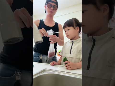 看好了，我只教一遍... #人类幼崽#萌娃#露兮粑粑#小小露兮#内容启发搜索 thumbnail