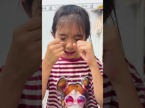 CCT - Bố chia kẹo không đều nhau || Dad didn't divide the candy equally. thumbnail
