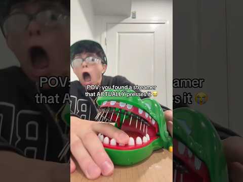 SUBSCRIBE 😁 #shorts #shortvideo #ytshorts #fyp #foryou #viral #goviral #funny #comedy #memes #nilo thumbnail