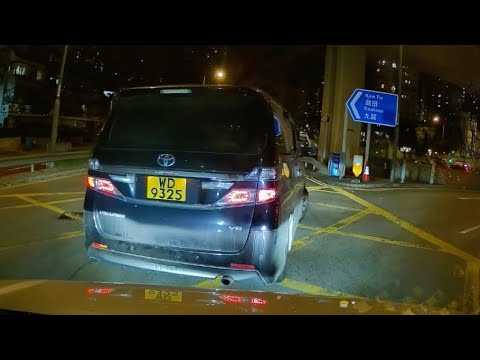 車CAM直擊 - WD9325 大地任我行 呠極都仲轉過去？ thumbnail