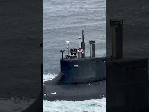 The Secret Of Submarine thumbnail