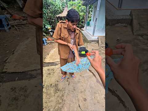 ngokngok marah payungnya di kasih tomat😡😡 thumbnail