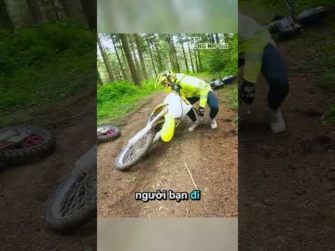 Biker Không Còn Bỏ Mặt Nó Nữa @LaSoupape_ thumbnail