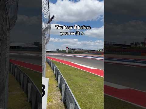 Turn the volume up and enjoy 🔊🇺🇸#FerrariRacingDays #FerrariRaces thumbnail
