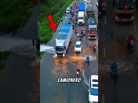 Cómo Este Camionero Salvó A Todos Con Una Sola Idea? 😱 thumbnail