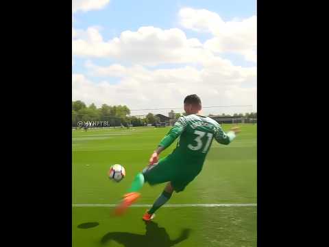 Rare Moments Ederson thumbnail