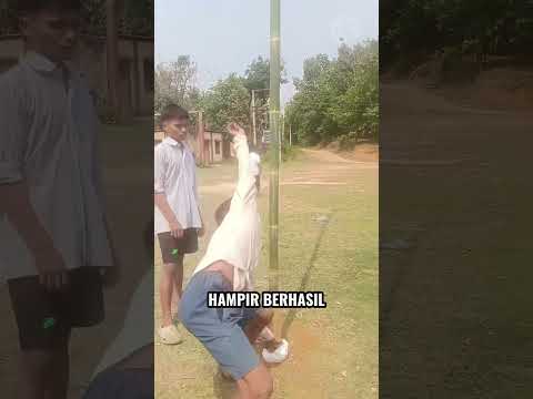 Kanapa Anak Anak Ini Mempar Bambu? thumbnail