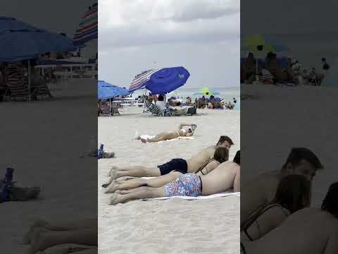 🇺🇸 Beautiful day at Miami beach thumbnail