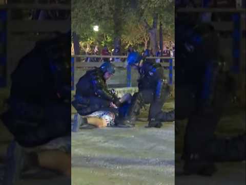 Płonący Paryż po Lidze Mistrzów. Zamieszki imigrantów niszczą stolicę Francji thumbnail
