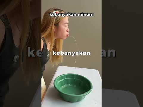 Ketika kebanyakan minum air?? thumbnail