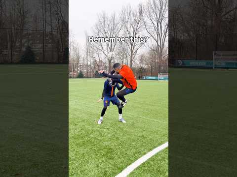 Was this a yellow or a red card? 🤔 #football #futebol #netherlands #spain #worldcup thumbnail