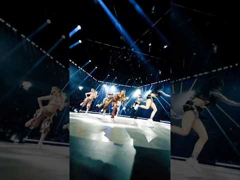 Etkisinden çıkamıyoruz⭐️ #shorts #manifest #konser #manifestgirls #snap #dance thumbnail