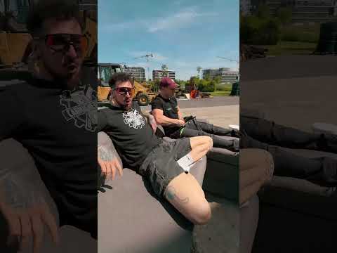 TESTIAMO IL DIVANO A MOTORE PT.3 thumbnail