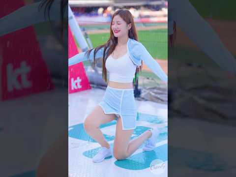 눈못떠도 안무는 해야지~ 김해리 치어리더 金海莉 Kim Hae-Ri cheerleader ktwiz thumbnail