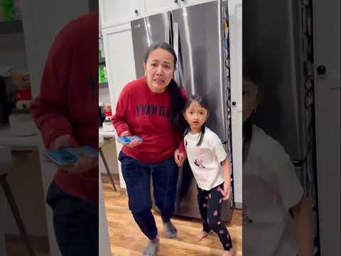 Mom and sister come to baby brother’s rescue 👶🏻❤️👧🏻 thumbnail