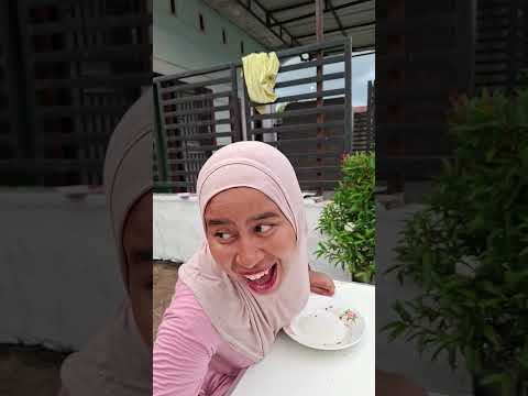 minta makanan masih laparrr !!! thumbnail