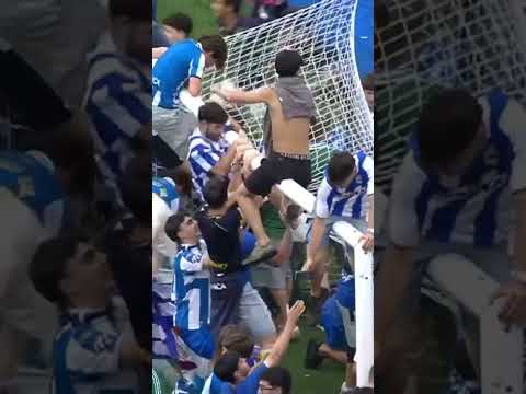 Il Deportivo la Coruña torna in Liga e parte l’invasione di campo al Riazor 🫶 #DAZN #LaLiga thumbnail