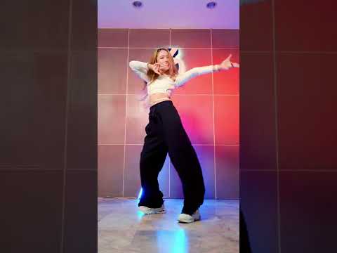 #chittychittybangchallenge  by AYLA from #RoseQuartz #shorts thumbnail