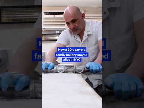 Fortunato Brothers Bakery is a #NYC family #business that has survived for 50 years. #cannoli thumbnail