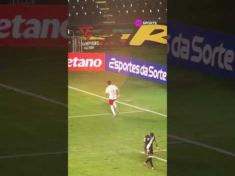 QUE GOLAÇO ABSURDO O RODRIGUINHO FEZ EM CIMA DO VASCO!!! #shorts thumbnail