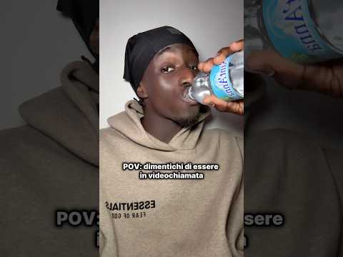 Quando dimentichi di essere in videochiamata ? thumbnail