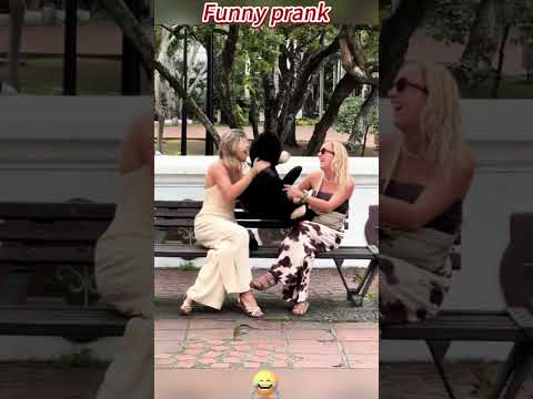Funny prank😂#funny#prank#funnyprank#funnyvideos#funny thumbnail
