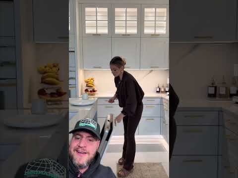THE TV SHOULD FOLLOW YOU AROUND 😂 🎥Mo.ve1 #shorts thumbnail