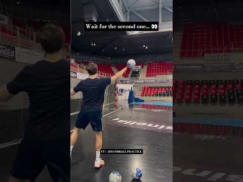Wait for the second one... 👀 #handball #sportsball #shorts #sports #viralvideo #play #jaan #like thumbnail