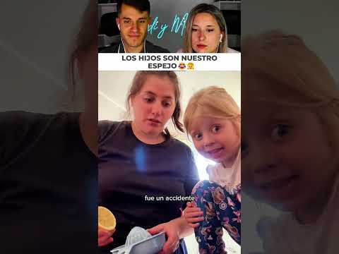 La tierna reacción de mi hija al ayudarme en la cocina thumbnail