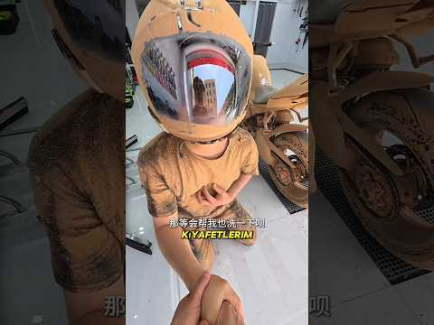 Abi Çamura Bulanan Motoru Gizlice Temizledi! 🧼✨🚲😱#shorts thumbnail
