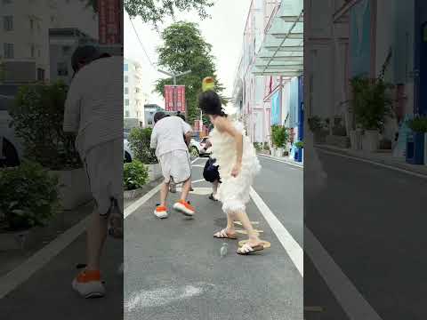致命游戏... #6500万艾莎内裤  #人类幼崽  #露兮粑粑  #小小露兮 #内容启发搜索 thumbnail