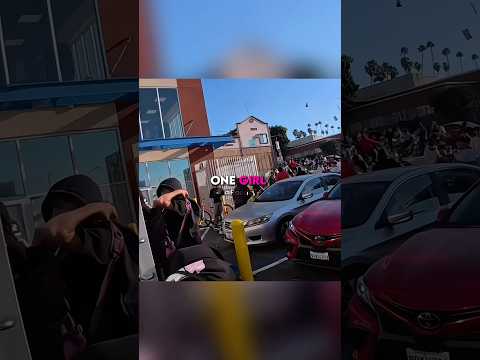 Girl Goes Against Her Friends to Help Store Owner ?❤️‍? thumbnail
