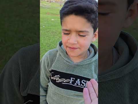 أخد بوط عبودي وهو نايم thumbnail