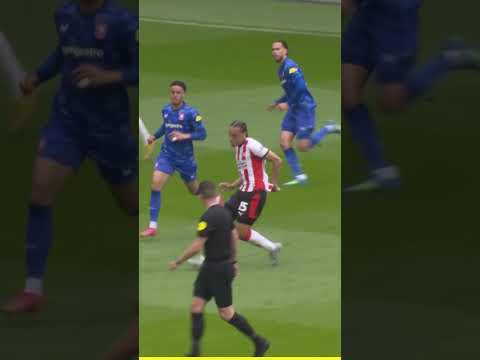 Noah Fernandez scoort zijn eerste doelpunt voor PSV! ??? thumbnail