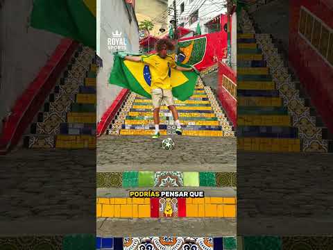 ¿Por qué el fútbol se juega con los pies? 😱⚽ thumbnail