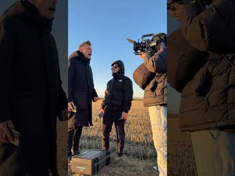Una passeggiata nel backstage ? “Vengo a fidarmi di te” fuori ovunque! ? thumbnail