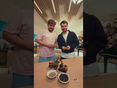 On teste des engins de chantier miniatures thumbnail