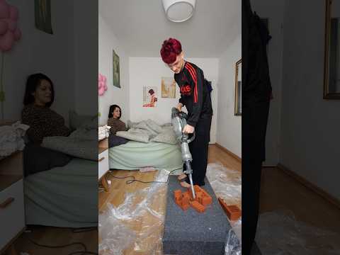 DZIWNE SPOSOBY NA POBUDKĘ thumbnail