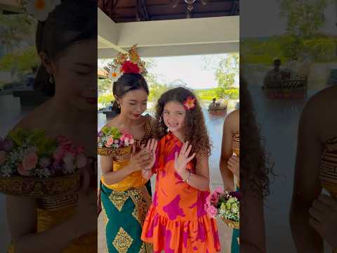 قررنا نسكن ب إندونيسيا 😅 #اكسبلور #فلوجات #viralvideo #trending #indonesia #explorepage thumbnail
