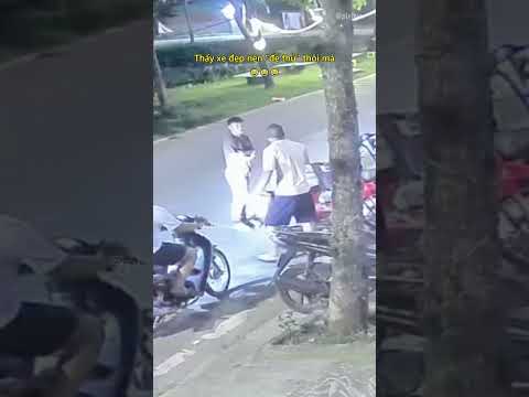 Thấy xe đẹp nên "đề thử" thôi mà 😂 #shorts thumbnail